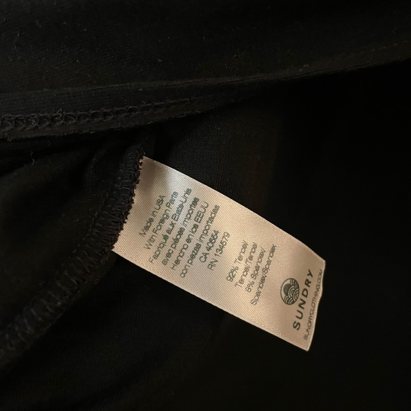 NWT SUNDRY Black Tencel Dress, size 1 - Picture 9 of 9